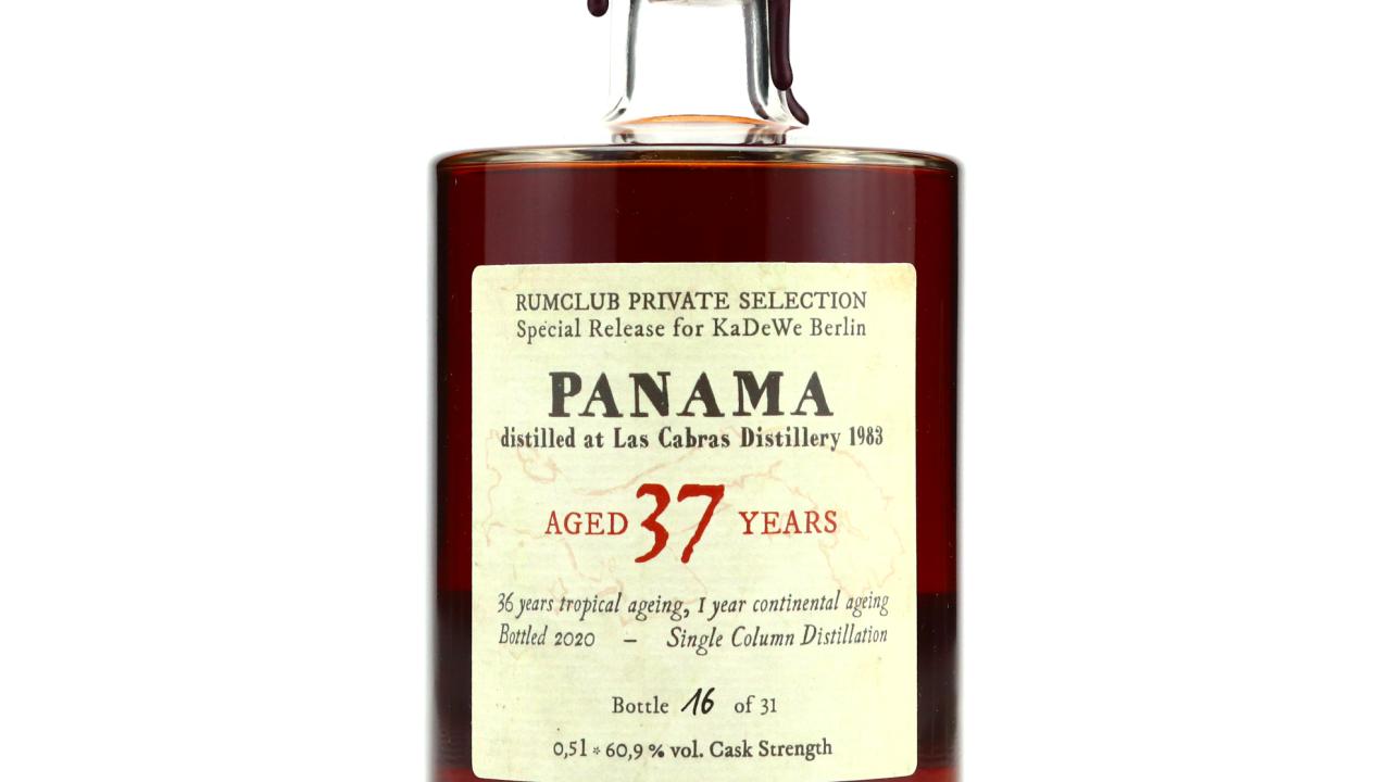 Las Cabras 1983 Rumclub Private Selection 37 Year Old - KaDeWe, Berlin ...
