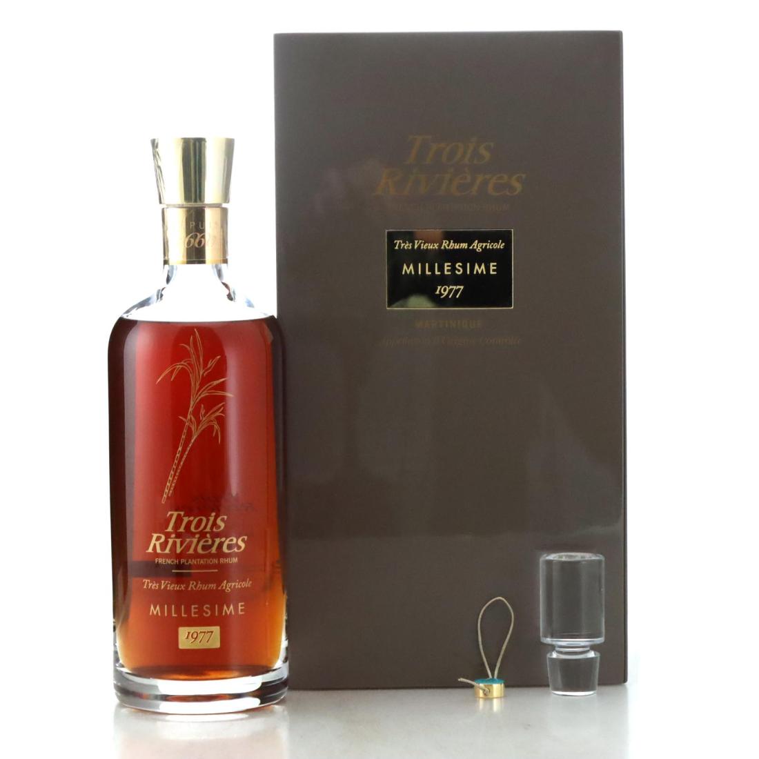 Image for Trois Rivières 1977 Millesime Très Rhum Vieux - Baccarat Decanter