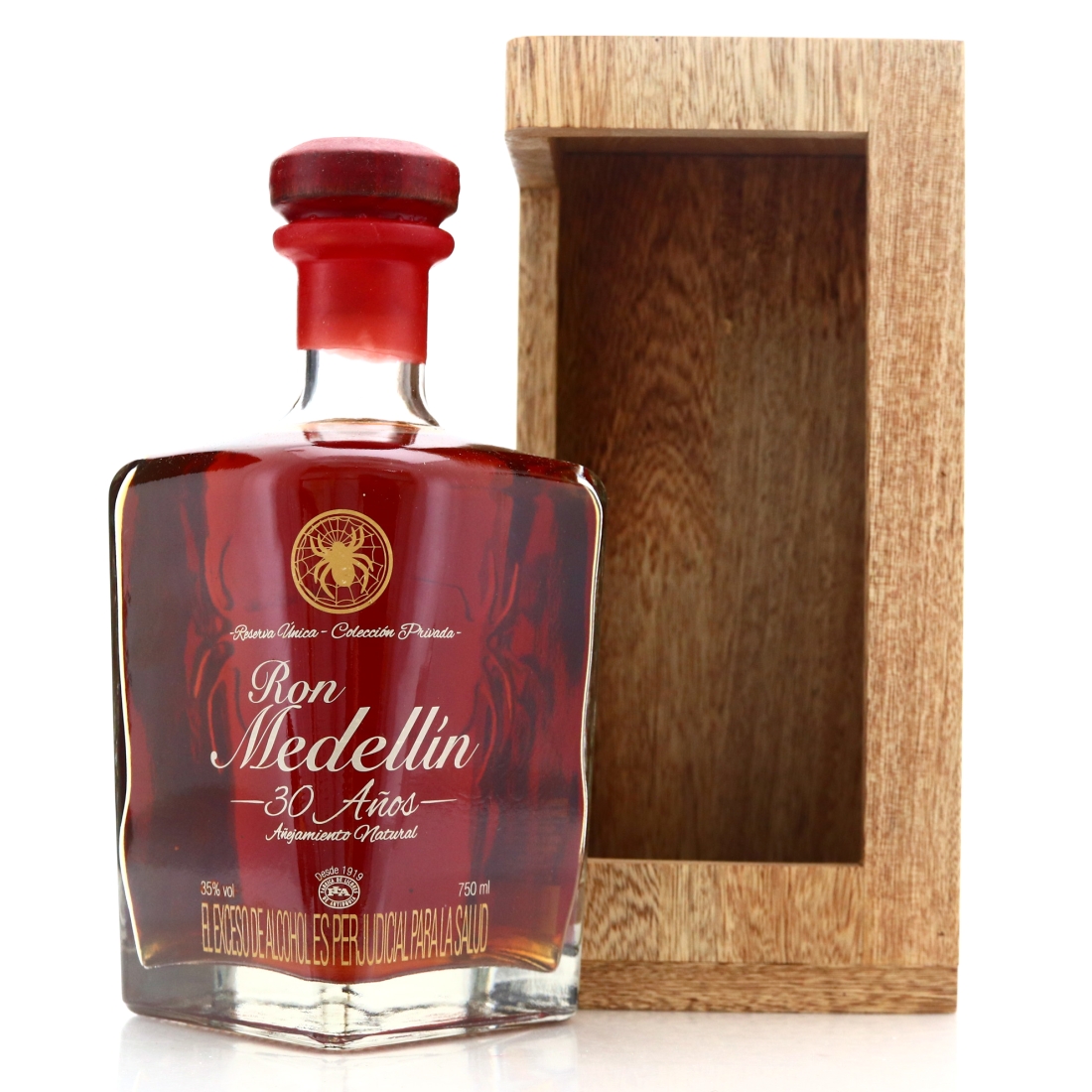 Ron Medellin Solera 30 Years